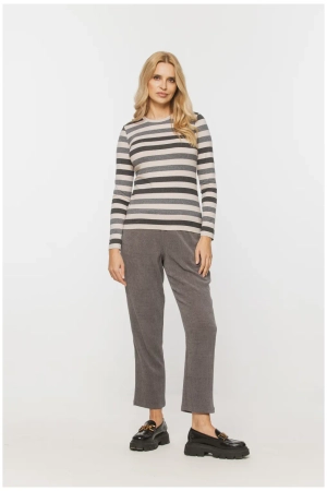 R1-05800  Bluzka BIALCON