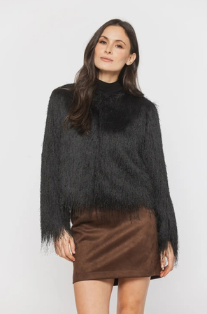 B1-00420  Czarne futro BIALCON