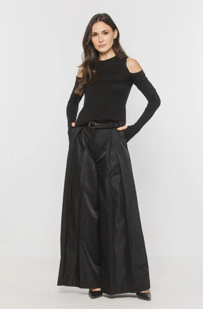 R1-01320  Bluzka z odkrytymi ramionami BIALCON