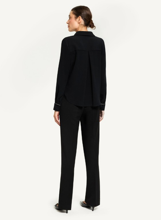 50427 KMX Bluzka koszulowa z ozdobną taśmą – czarna