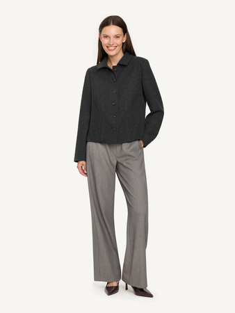 10795 KMX Żakiet z miękkiej dzianiny zapinany na guziki - brązowy