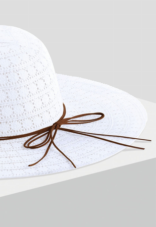 F65/K39/645  Kapelusz FEBA