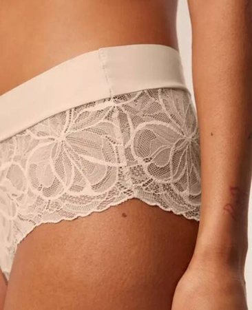Body Maku-Up Illusion Lace Shorty /00NZ Maj