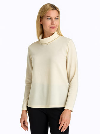 BL-7204  Bluzka kremowa z golfem SABINA