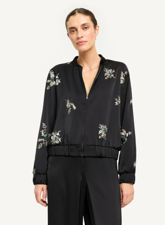 10786 KMX Satynowa bomberka z ozdobnym haftem - czarna