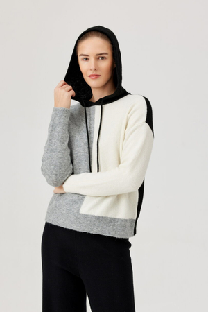 FR008-5-02  Sweter FERIA