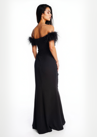 134B  Sukienka czarna z piórami ELIT LOOK