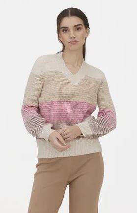 224031  Sweter WNT